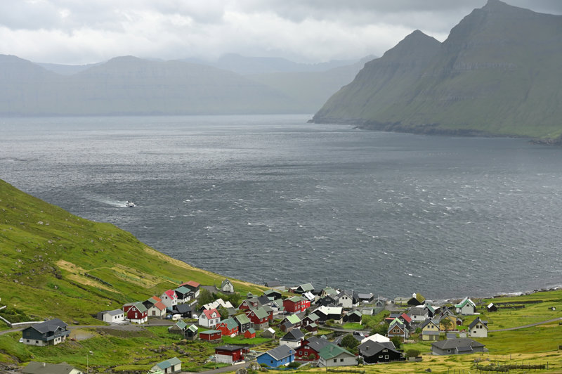 Tο πολύχρωμο χωριό Gasadalur