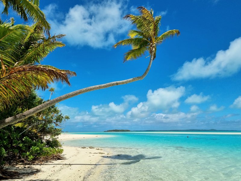 Αιτουτάκι - Γιορτή του νησιού με Φωτιά και Χορό 