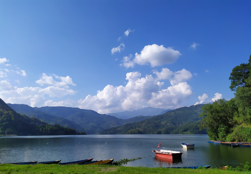 Μοναδική διαμονή στη λίμνη Μπενγκνάς
