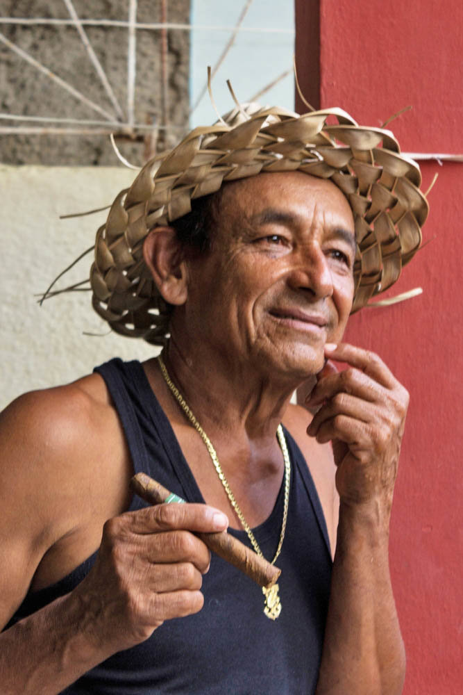 Mυηθείτε στα μυστικά της παρασκευής πούρων