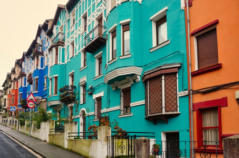 ΑΘΗΝΑ/ΘΕΣΣΑΛΟΝΙΚΗ/ΛΑΡΝΑΚΑ – ΜΠΙΛΜΠΑΟ (πτήση και πανοραμική περιήγηση)