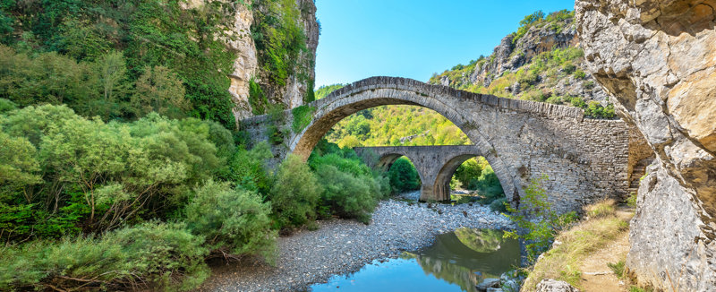 Τα αριστουργηματικά γεφύρια του Ζαγορίου 