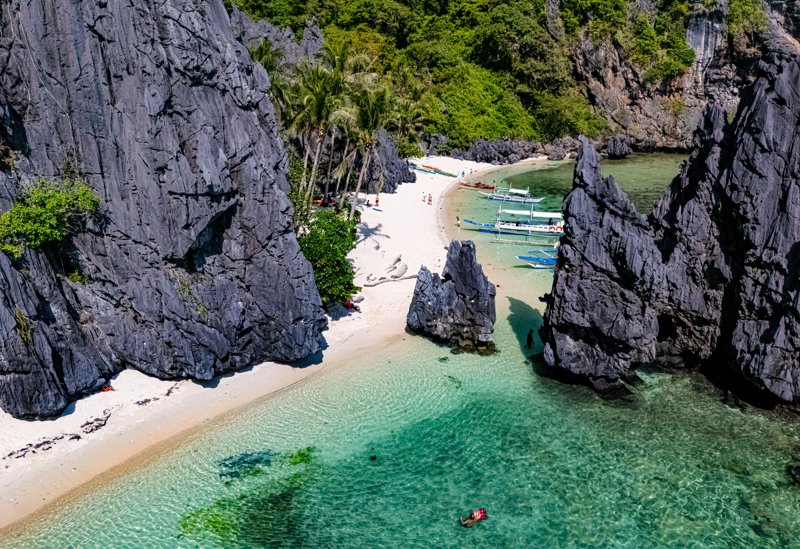 Μυστική Παραλία, Κόλπος Ελ Νίντο