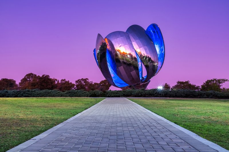 Αργεντινή, Μπουένος Άιρες, γλυπτό Floralis Genérica 