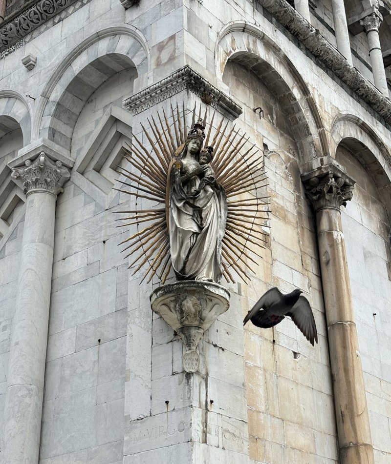 Τρεις διανυκτερεύσεις στη Λούκα