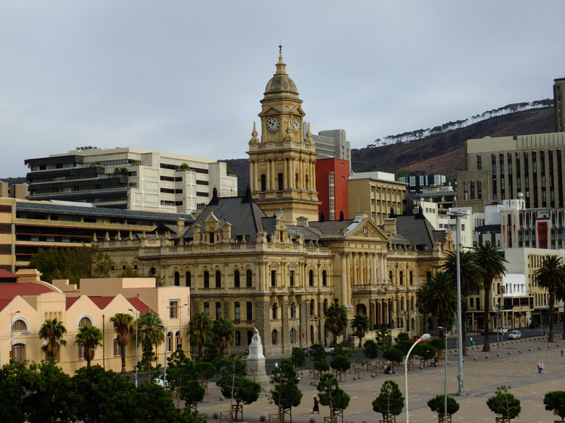 Γνωριμία με την παλιά πόλη