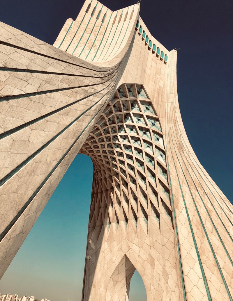 Δυο διανυκτερεύσεις & ξεναγήσεις στην Τεχεράνη!