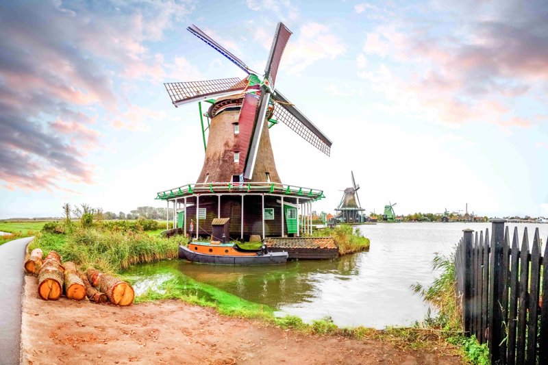 Θαυμάζουμε το παραδοσιακό Ζάανσε Σχανς