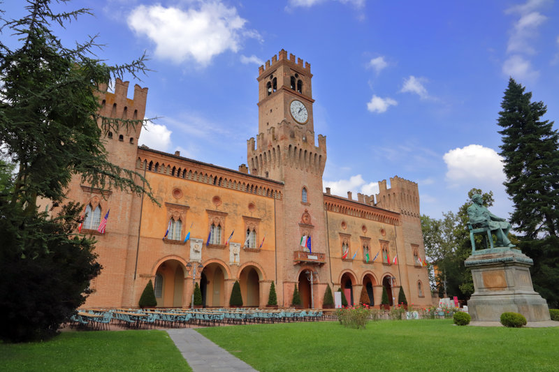 Γνωριμία με το Μπουσέτο 