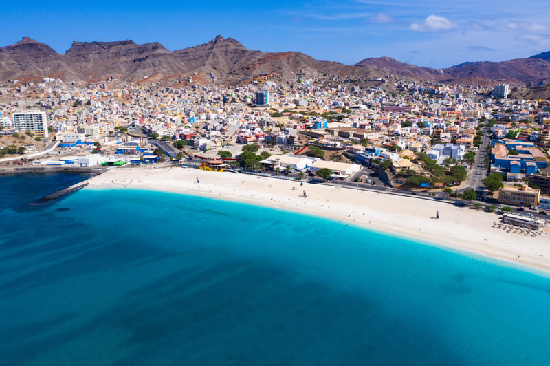 ΠΡΑΪΑ – ΠΤΗΣΗ ΓΙΑ ΝΗΣΙ ΣΑΟ BΙΣΕΝΤΕ (ΜΙΝΤΕΛΟ)