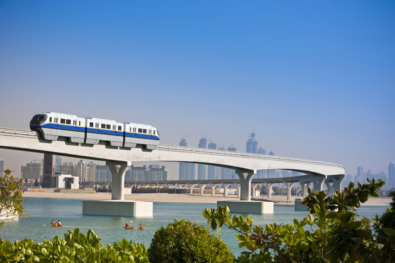 Θαυμάζουμε το Palm Jumeirah με monorail 