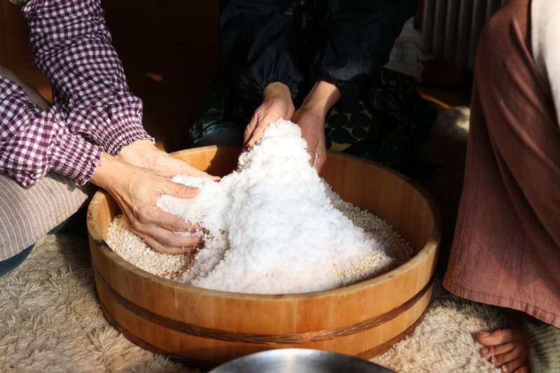 Ματσουμότο, εργαστήριο παρασκευής μίσο 