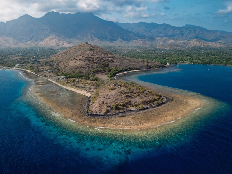 ΜΠΑΛΙ – ΜΠΕΝΤΟΥΓΚΟΥΛ (Ναός Ουλούν Ντανού) – Καταρράκτες Gitgit – ΠΕΜΟΥΤΕΡΑΝ  