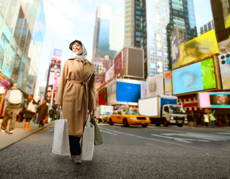 Αγορές στα ατέλειωτα καταστήματα της πόλης