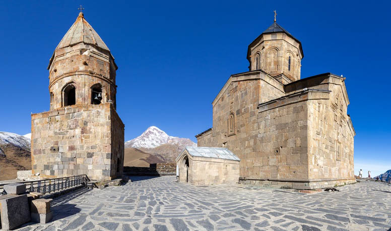 Aγία Τριάδα, το σύμβολο του Καυκάσου