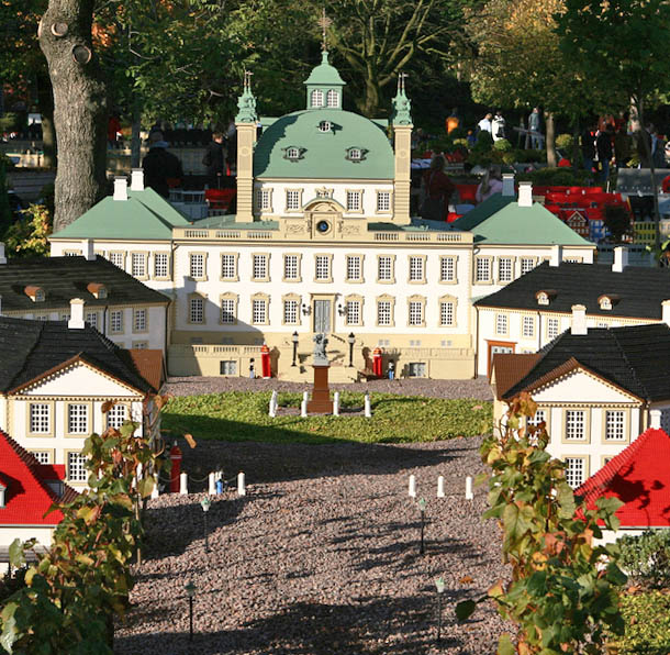 Επισκεφθείτε το Πάρκο Legoland