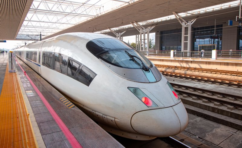 Διαδρομή με το τρένο-βολίδα