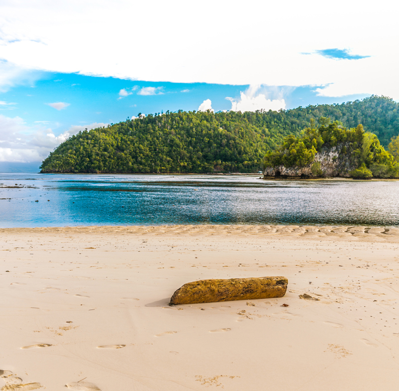 Χαλαρώνουμε στις παραλίες της Παπούα
