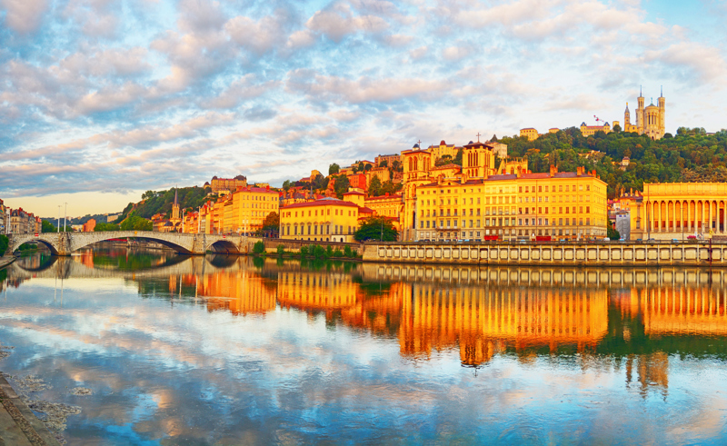 Λυών - Ντιζόν: Παραμυθένιο οδοιπορικό στους δρόμους του κρασιού