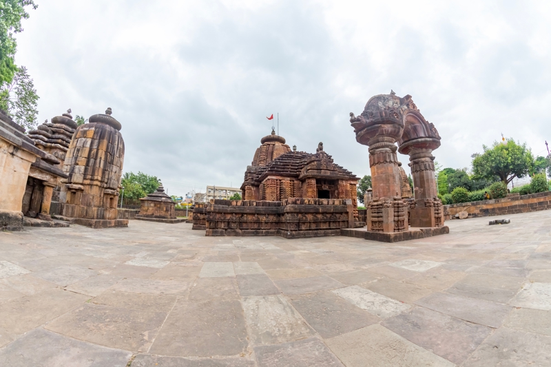 ΚΑΤΖΟΥΡΑΧΟ - ΟΡΤΣΑ - ΤΖΑΝΣΙ (διαδρομή με τρένο) - ΑΓΚΡΑ 