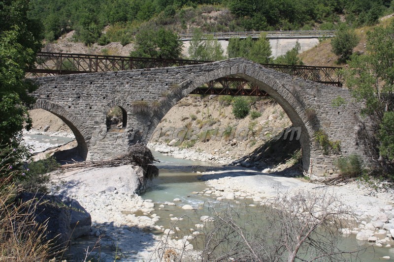 Το κόσμημα του Σαραντάπορου
