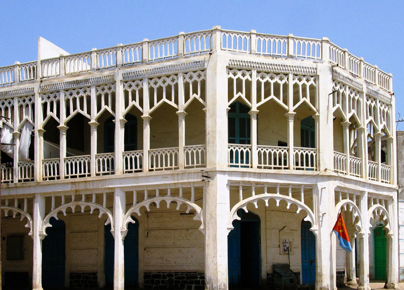 ΚΕΡΕΝ – ΜΑΣΑΟΥΑ: Μεταφορά οδικώς, το ταξίδι διαρκεί 4,5 ώρες