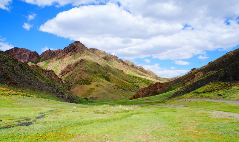 ΦΑΡΑΓΓΙ ΓΙΟΛ – ΟΥΛΑΝ ΜΠΑΤΟΡ