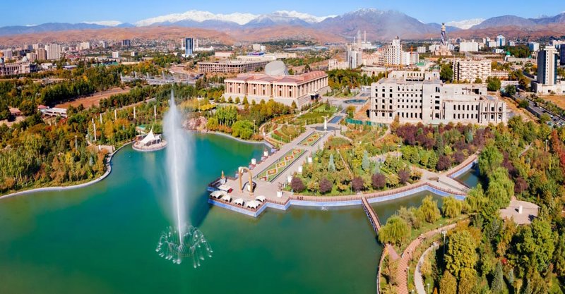 Άφιξη στην ΝΤΟΥΣΑΜΠΕ (1η ξενάγηση, Κάστρο Χισάρ)