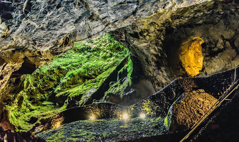 Οι σπηλιές Αλγκάρ ντο Καρβάο