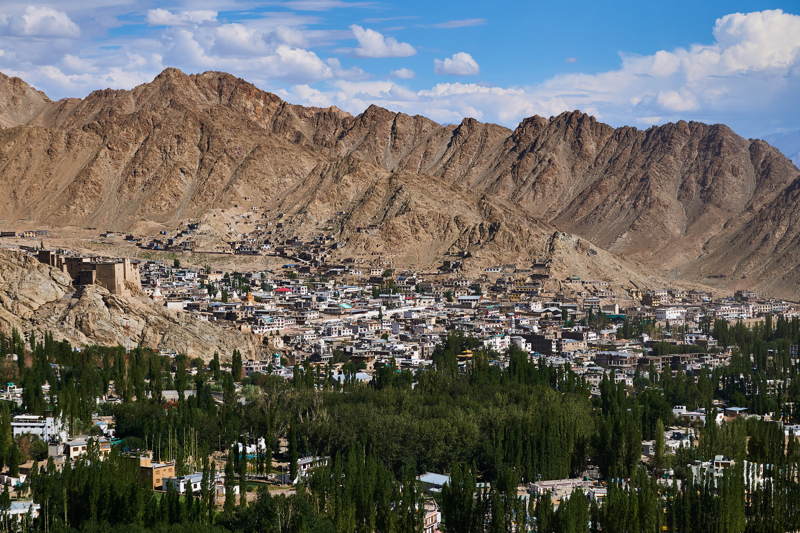 Λέχ - πτήση για Δελχί 