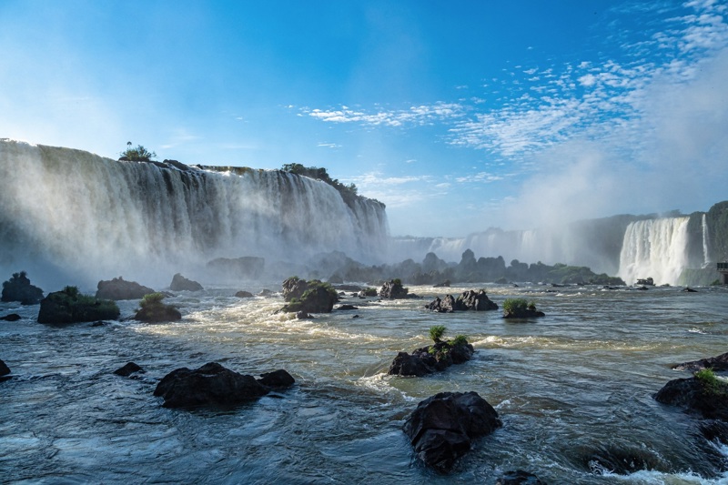 Άφιξη σε ΑΘΗΝΑ/ΘΕΣΣΑΛΟΝΙΚΗ/ ΛΑΡΝΑΚΑ
