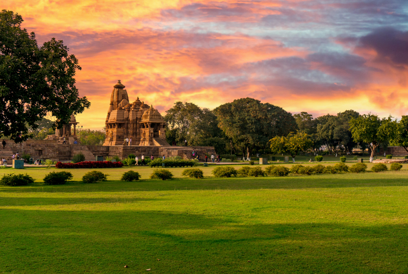 Κατζουράχο, Ινδία