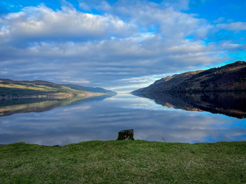 Η θρυλική λίμνη Λοχ Νες, Χάιλαντς