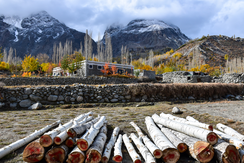 ΚΑΡΙΜΑΜΠΑΝΤ (ΧΟΥΝΖΑ): ΛΙΜΝΗ ΑΤΑΑΜΠΑΝΤ – ΓΚΟΥΛΜΙΤ 