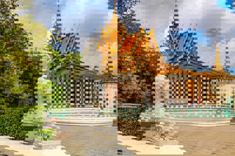 Άφιξη στο ΧΟ ΤΣΙ ΜΙΝΧ