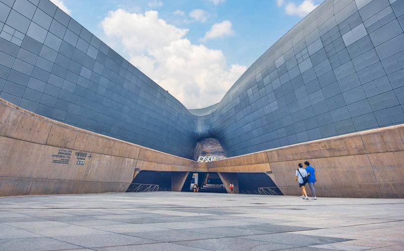 Seoul Dongdaemun Design Plaza και Γαλάζιο Σπίτι 