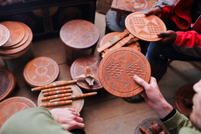 Ξυλόγλυπτα στην Αμποσίτρα 