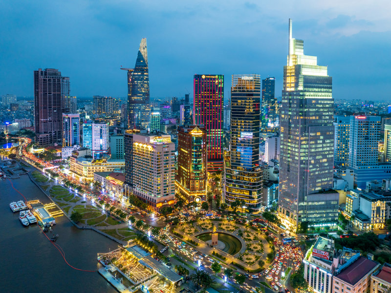 Άφιξη στο Χο Τσι Μιν