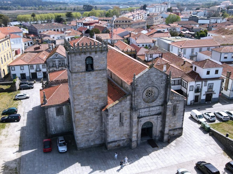 Η όμορφη Καμίνια