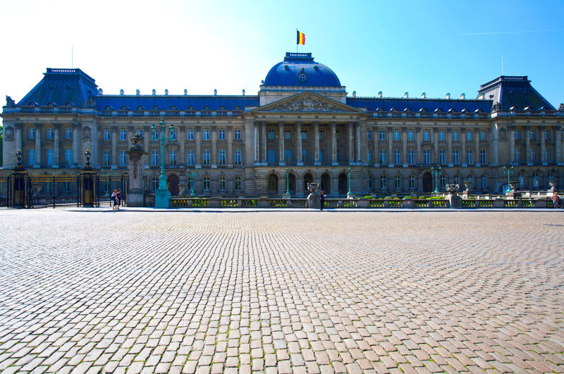 Τα Βασιλικά Ανάκτορα του Λάκεν