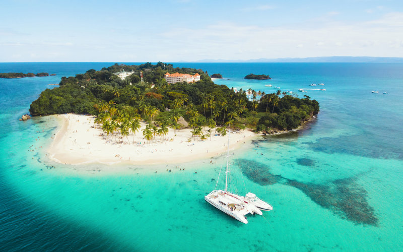 Bacardi island, Άγιος Δομίνικος 
