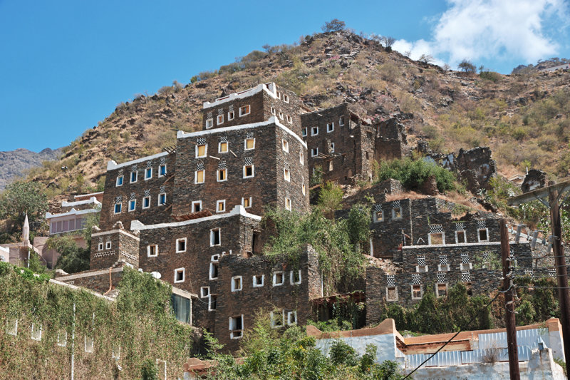 Άφιξη στο ΡΙΑΝΤ – πτήση για ΑΜΠΧΑ (ξενάγηση)