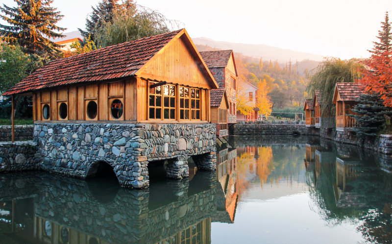 Περιηγούμαστε στην υπέροχη πόλη-SPA Ντιλιτζάν