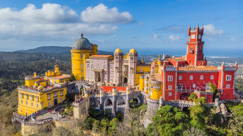 Η παραμυθένια Σίντρα