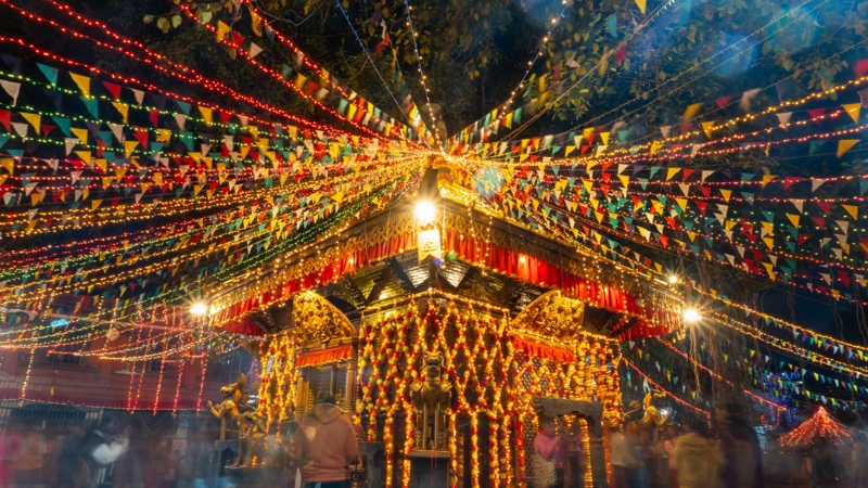 ΔΕΛΧΙ – Πτήση για ΚΑΤΜΑΝΤΟΥ (ΝΕΠΑΛ)