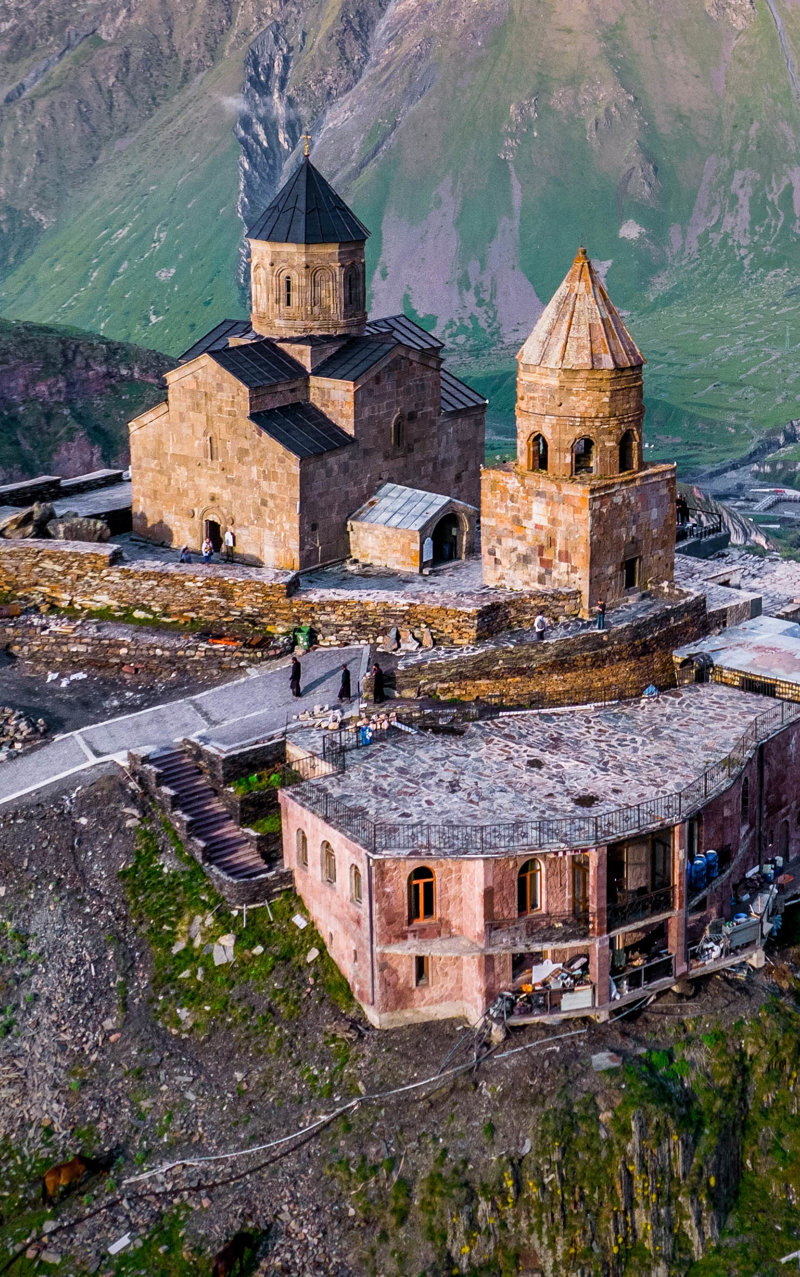 Διαδρομή με jeep 4x4 στο Καζμπέγκι