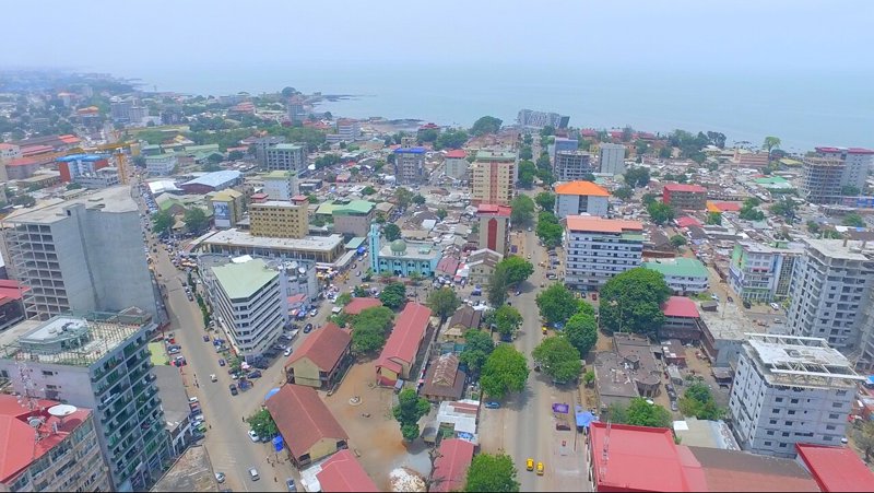 ΚΟΝΑΚΡΙ: Ξενάγηση – μεταφορά στο αεροδρόμιο
