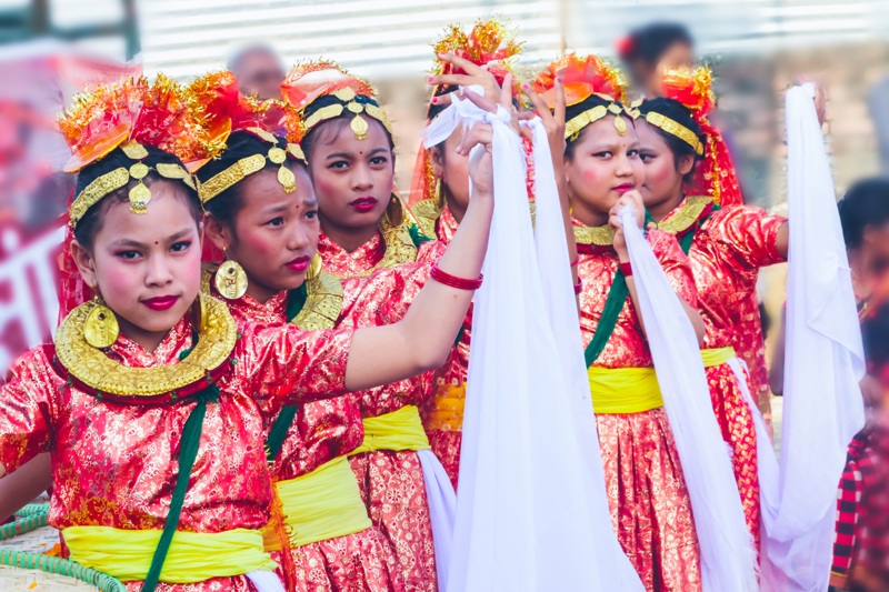 Δείπνο με νεπαλέζικους χορούς 