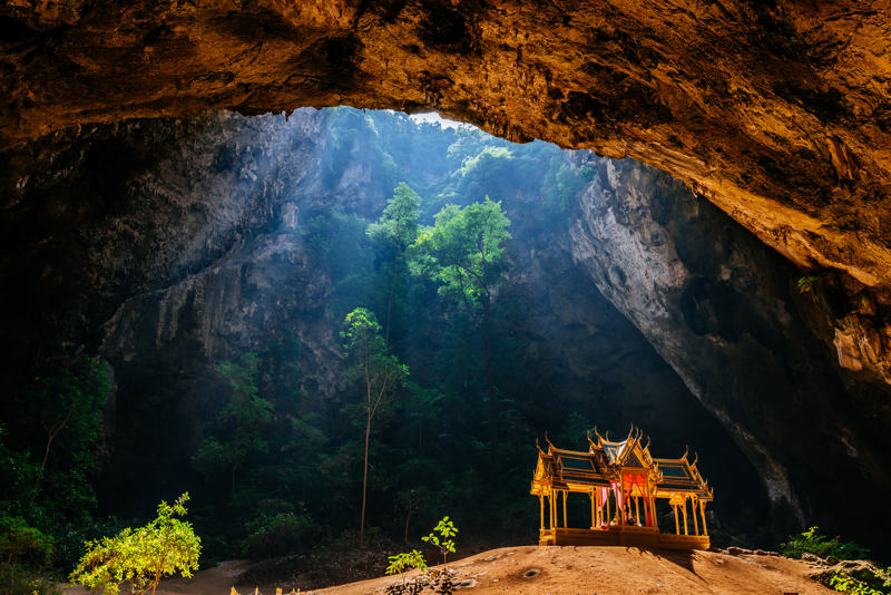 Το σπήλαιο Phraya Nakhon