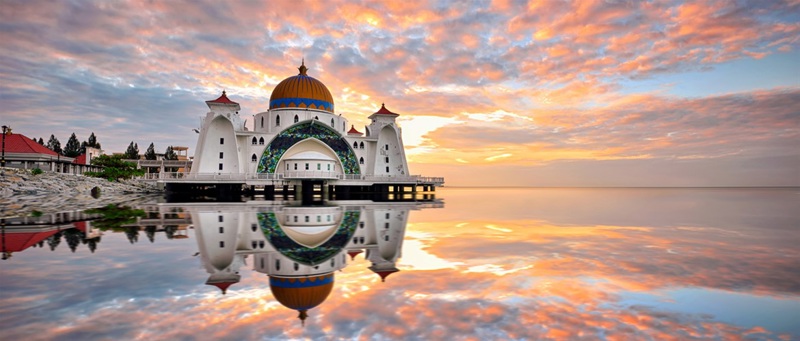 Άφιξη σε ΑΘΗΝΑ/ΘΕΣΣΑΛΟΝΙΚΗ/ΛΑΡΝΑΚΑ